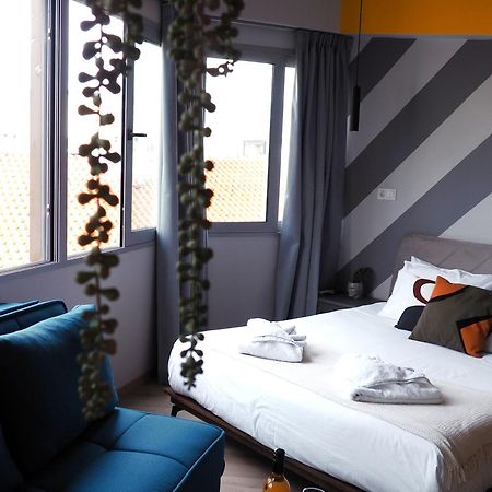 Ermou Funky Lofts Apartment เอเธนส์ ภายนอก รูปภาพ