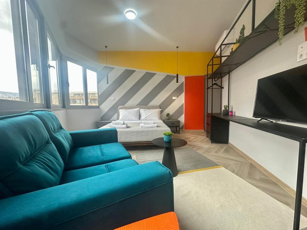 Ermou Funky Lofts Apartment เอเธนส์ ภายนอก รูปภาพ