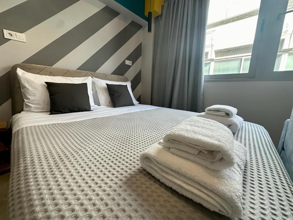 Ermou Funky Lofts Apartment เอเธนส์ ภายนอก รูปภาพ