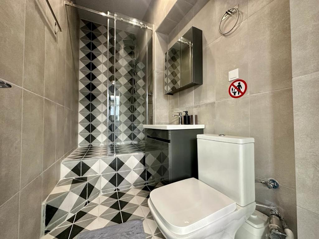 Ermou Funky Lofts Apartment เอเธนส์ ห้อง รูปภาพ
