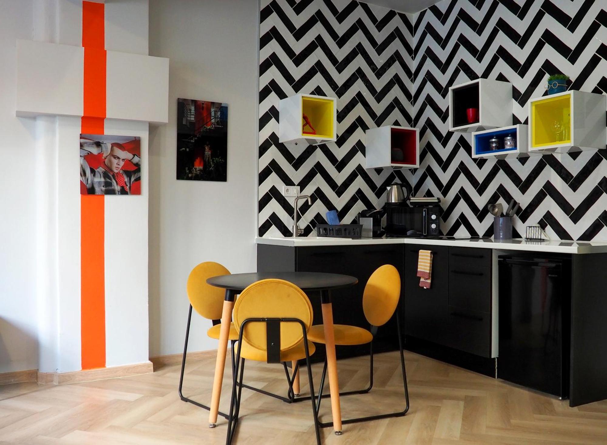 Ermou Funky Lofts Apartment เอเธนส์ ภายนอก รูปภาพ